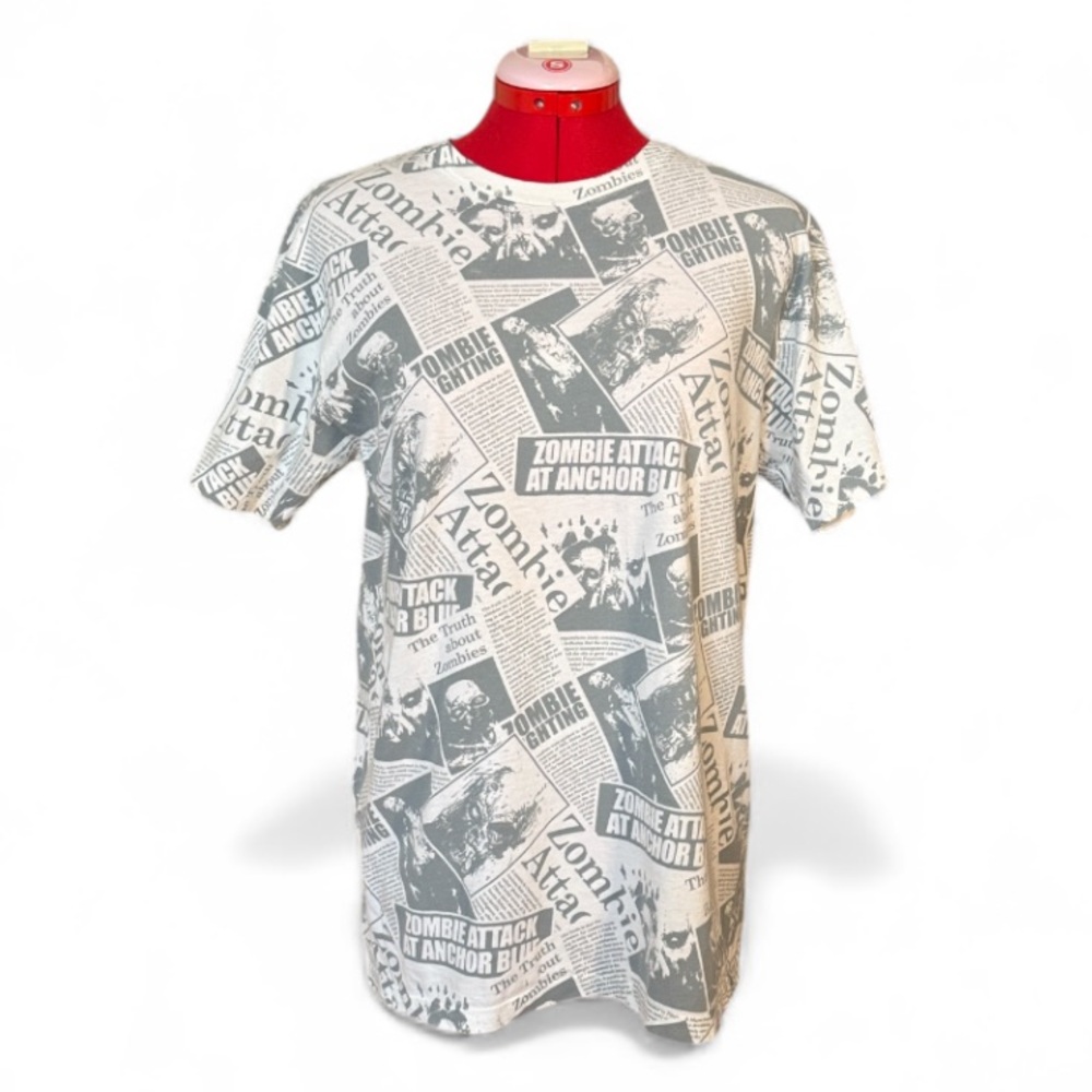 Anchor Blue Zombie Newspaper Print Grey and White T-Shirt Size Medium
